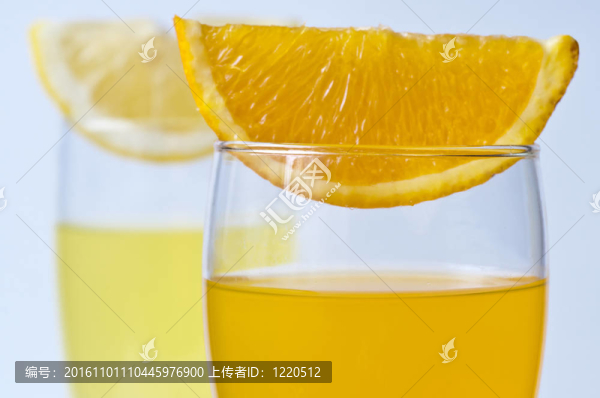 橙汁和檸檬汁