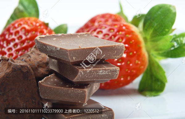 巧克力和草莓