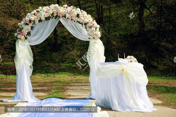 婚禮拱門