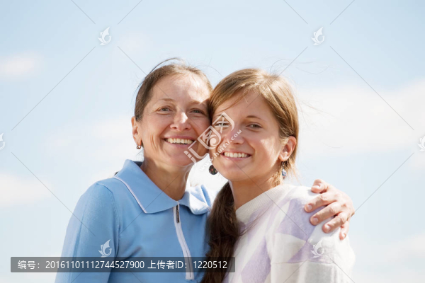 母親和她的女兒