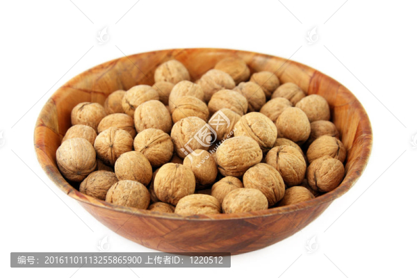 裝滿堅(jiān)果的碗