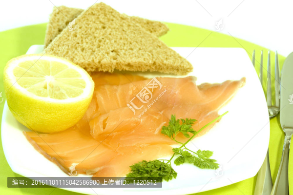 煙熏鮭魚餐起動器