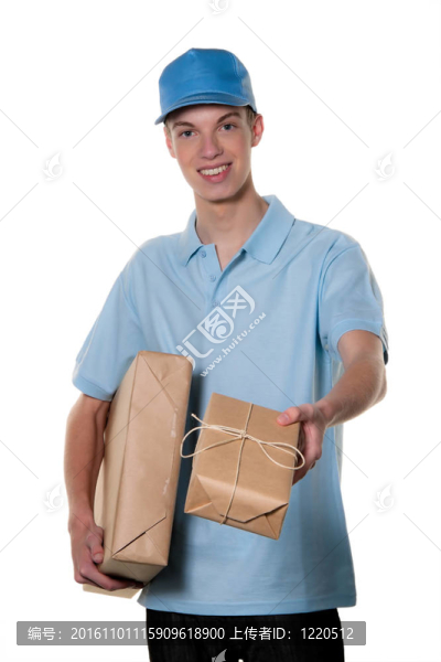 年輕人從包快遞服務(wù)