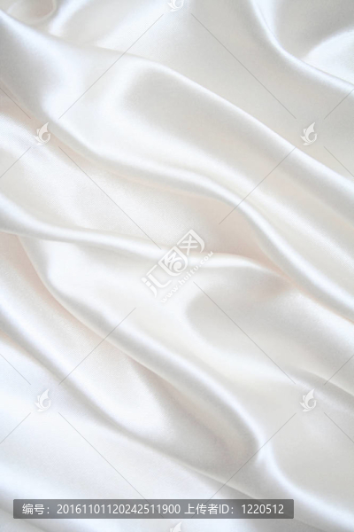 流暢優(yōu)雅的白色絲綢
