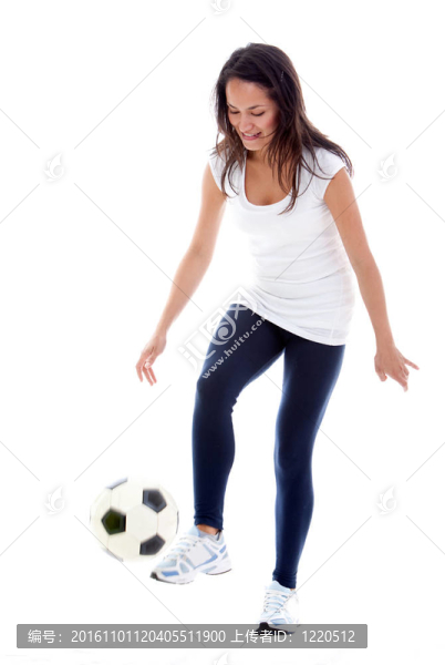 女人踢足球