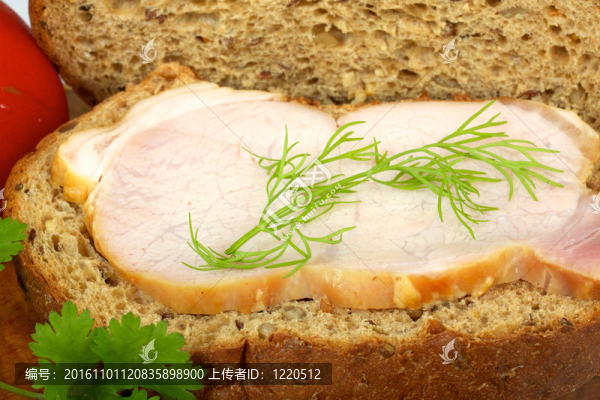 新鮮三明治的特寫