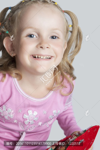 孩子們笑