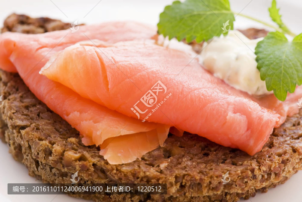 三文魚三明治