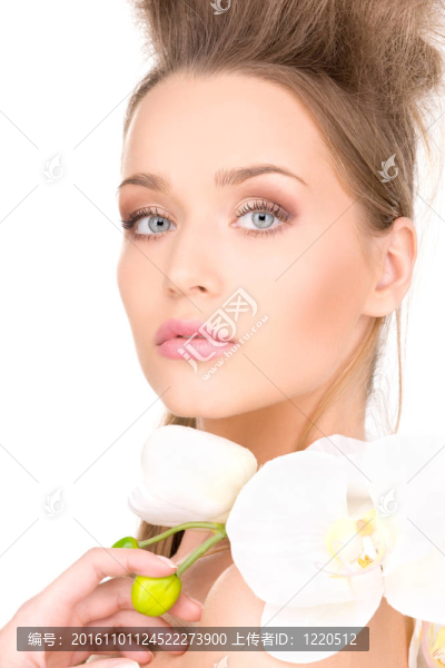 美麗的女人，白色的花