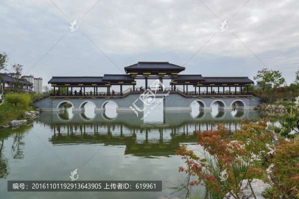 邳州桃花島公園夏至橋
