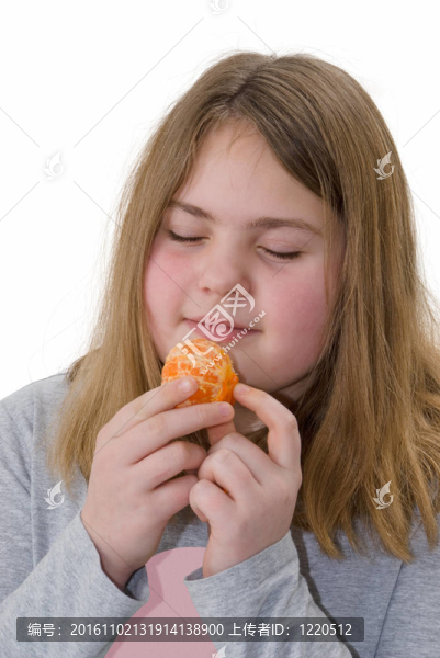 女孩Eating,Orange