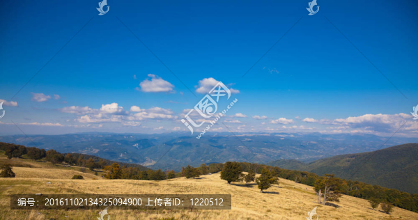 在Retezat秋季景觀