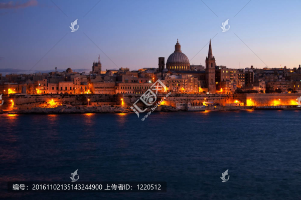 Valletta的夜景；馬耳他