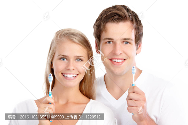 戀愛(ài)中的年輕夫婦