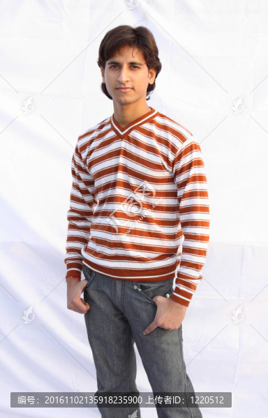 一個(gè)年輕的印度男人的肖像
