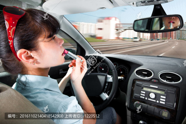 駕駛汽車