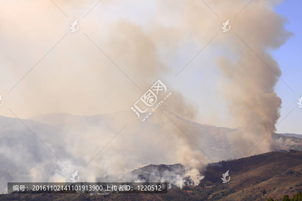 夏天的火山