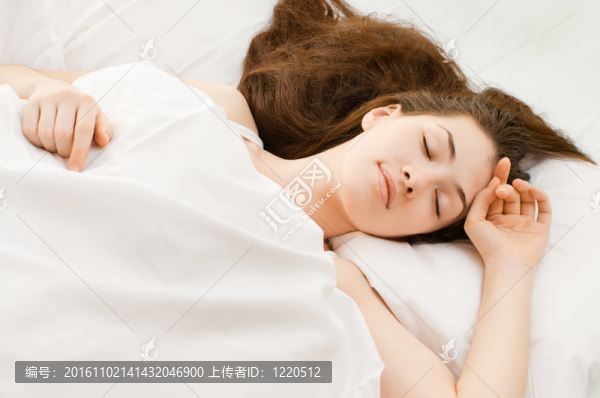 睡覺