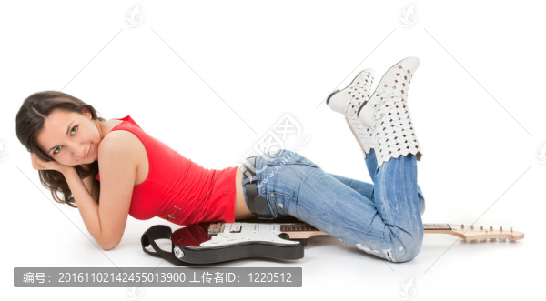 帶著吉他的女孩