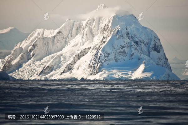 美麗的雪山