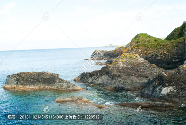 美瓦吉賽巖和海岸線