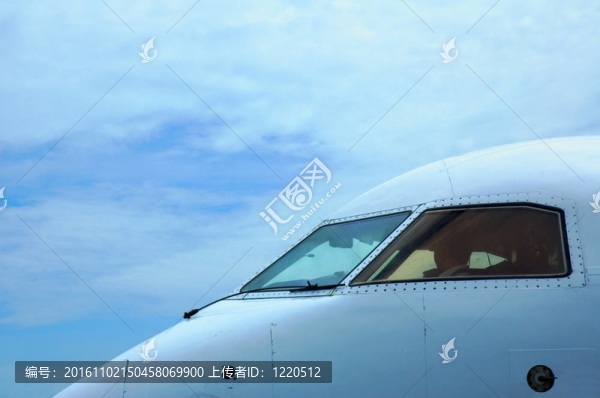 機(jī)艙