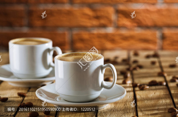 兩杯咖啡