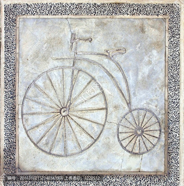 具有高輪自行車圖像的自行車路徑標(biāo)記