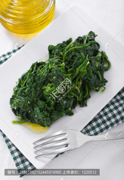 白菜上的菠菜。