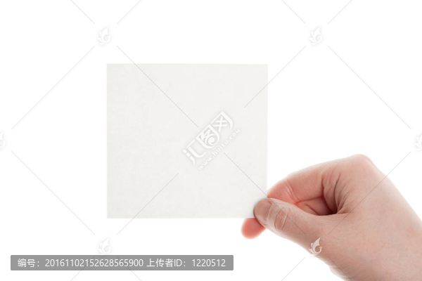 婦女手上的紙卡