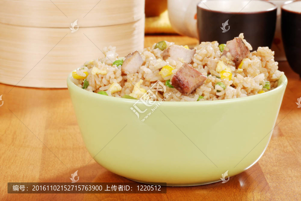 一碗亞洲米飯
