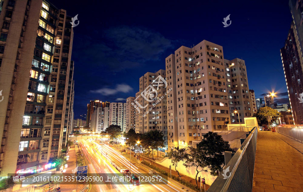 現(xiàn)代化城市夜間與高速公路交通