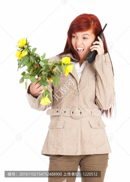 憤怒呼喚年輕女子花