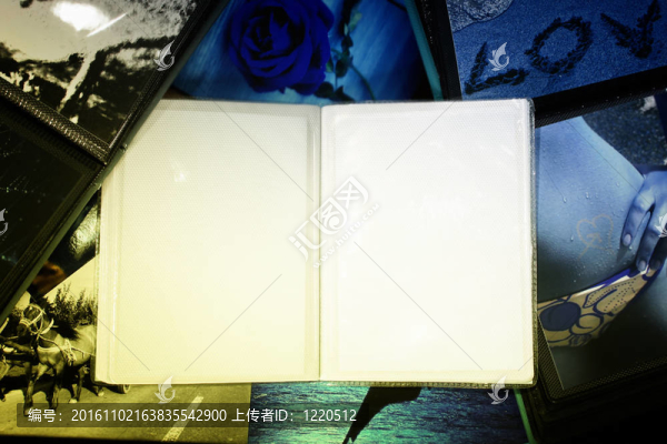 具有復(fù)制空間的相冊(cè)