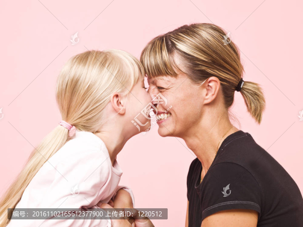母親和女兒