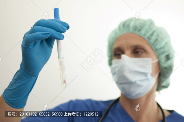 蒙面的護(hù)士asservating液