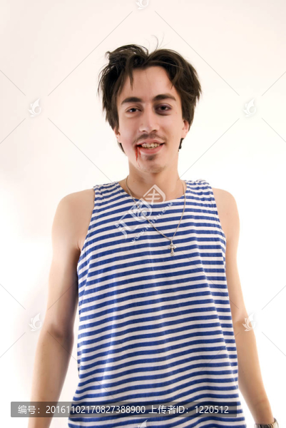 年輕的受傷的人