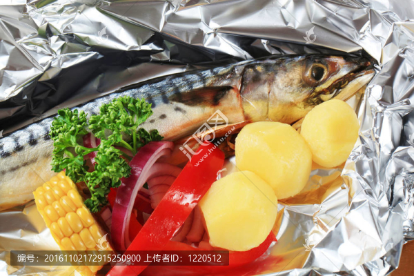 原料魚和蔬菜