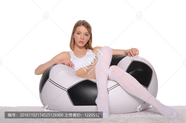 漂亮的足球和足球迷
