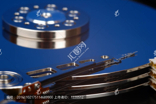 硬盤驅(qū)動器