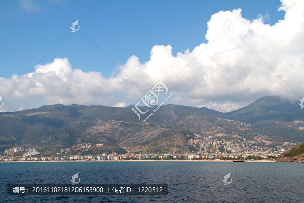 alanyas地中海海岸線和奧斯曼城堡（土耳其）