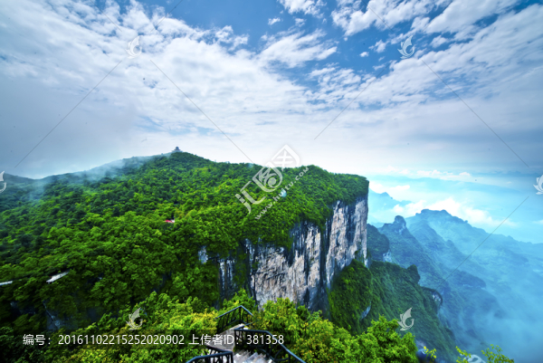 張家界山頂群山山脈
