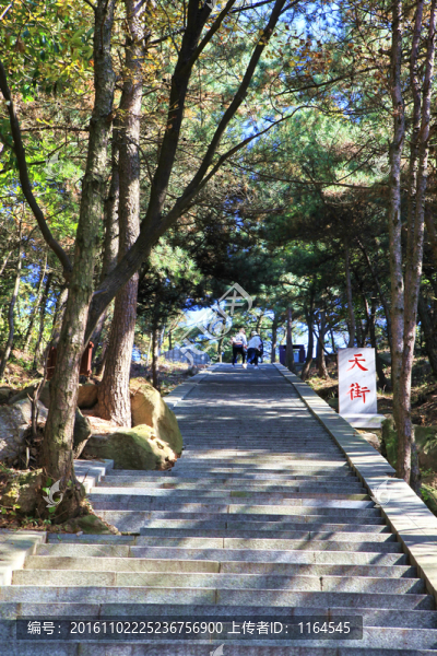 山東臨沂龜蒙蒙山景區(qū)風(fēng)光