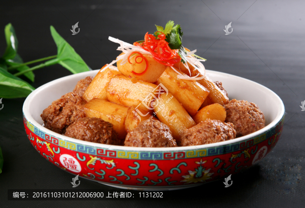 肉丸燉山藥