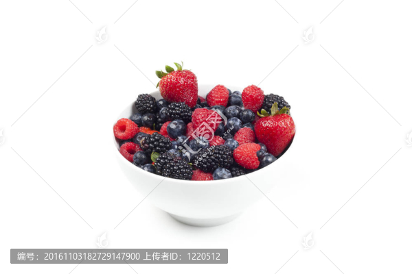 一碗新鮮漿果