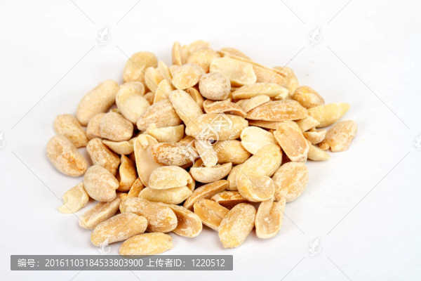 關(guān)閉白色背景的花生工作室特寫圖片