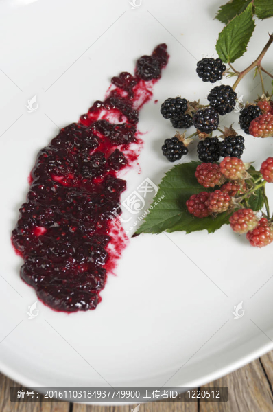 marmellata迪更多的黑莓果醬