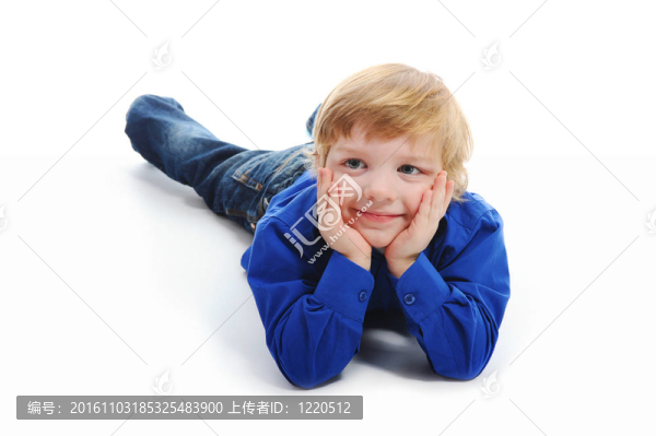 小男孩