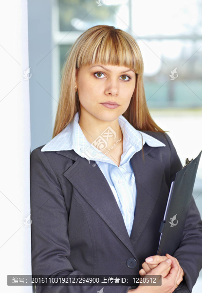 年輕商業(yè)女性的論文