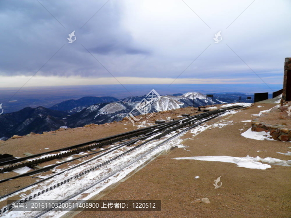 洛磯山